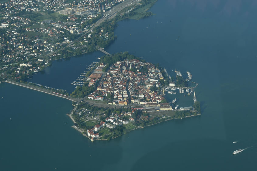 Großer Bodensee-Rundflug (mit Lindau, Meersburg und Mainau)
