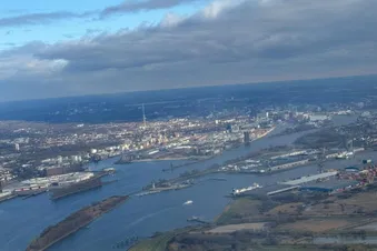 ✈️ Bremen & Oldenburg, Dein unvergesslicher Rundflug! 🌍✨