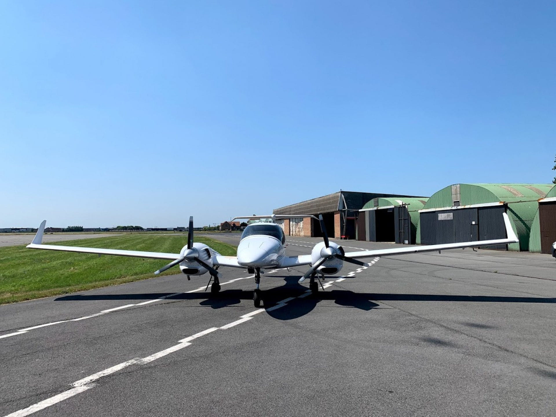 Diamond Aircraft DA-42