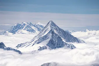 Blick in die Alpen, hoch über den Wolken