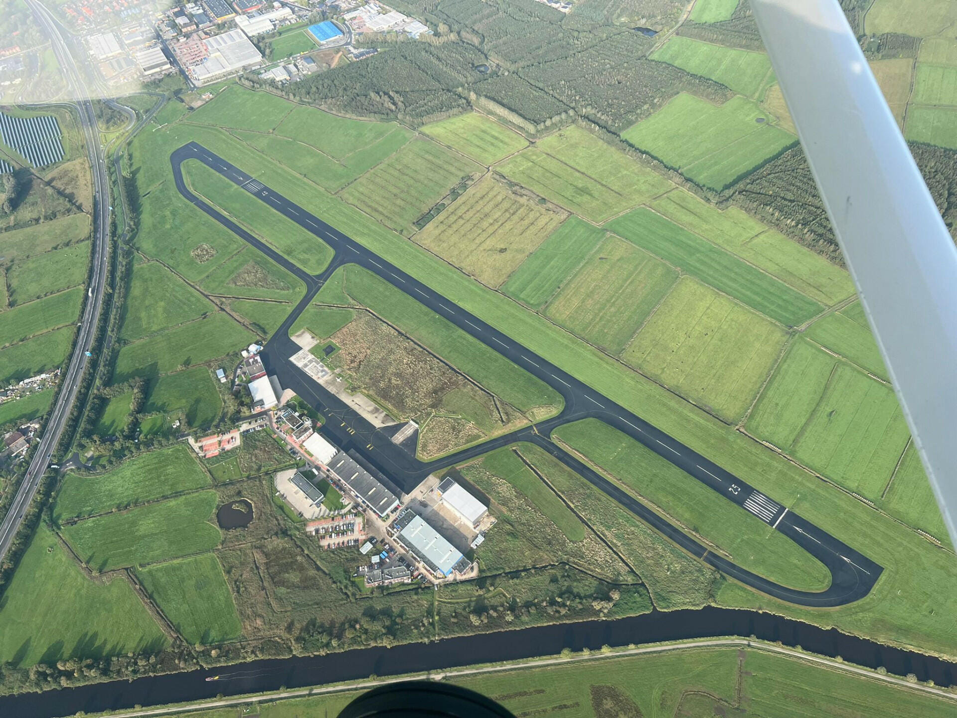 Start und Ziel: Flugplatz Emden EDWE