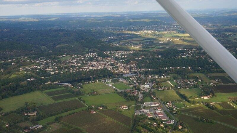 Survol de la vallée du Lot