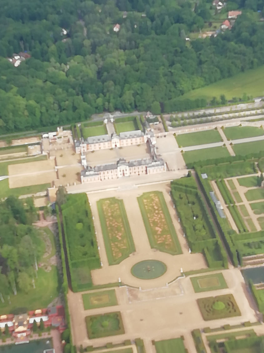 Châteaux de Beaumesnil, Harcourt et Champs de bataille