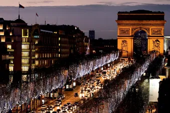 Day or overnight excursion to Paris