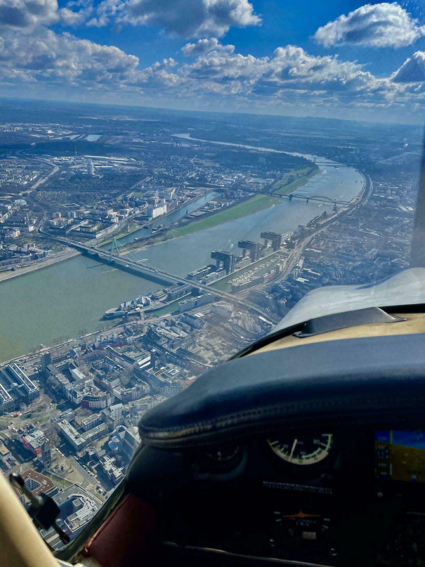 Kölner Dom, Tagebaugebiet, Eifel, Stauseen, Ahrtal, Bonn