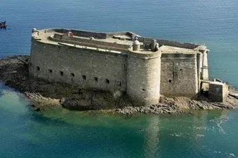 LE GRAND TOUR DE BRETAGNE