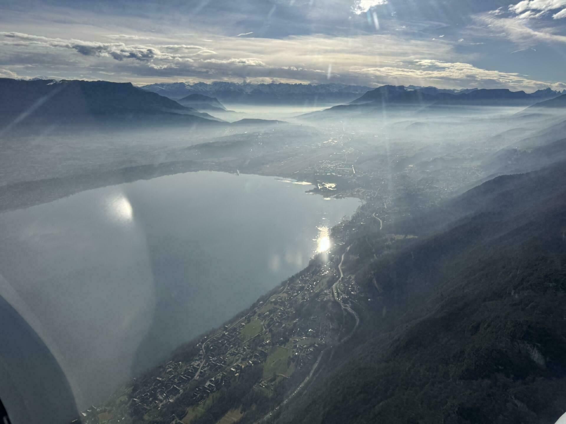 Les Lacs de la région jusqu'au Massif des Bauges