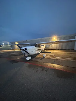Nachtflug mit der Cessna 172 SP