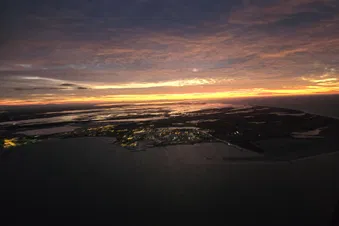 À l'Aube du Soleil : Vols Magiques en Camargue et sur la Mer