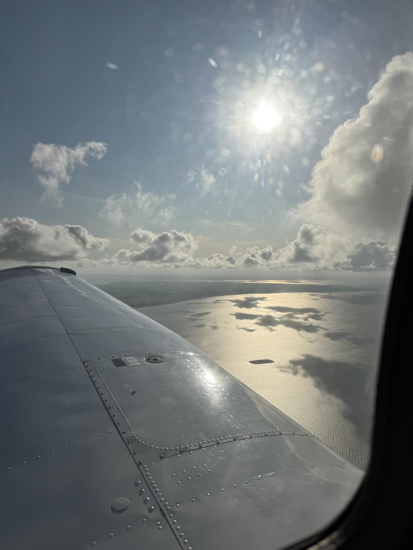 Nordseerundflug über Wilhelmshaven, Bremerhaven und Cuxhaven