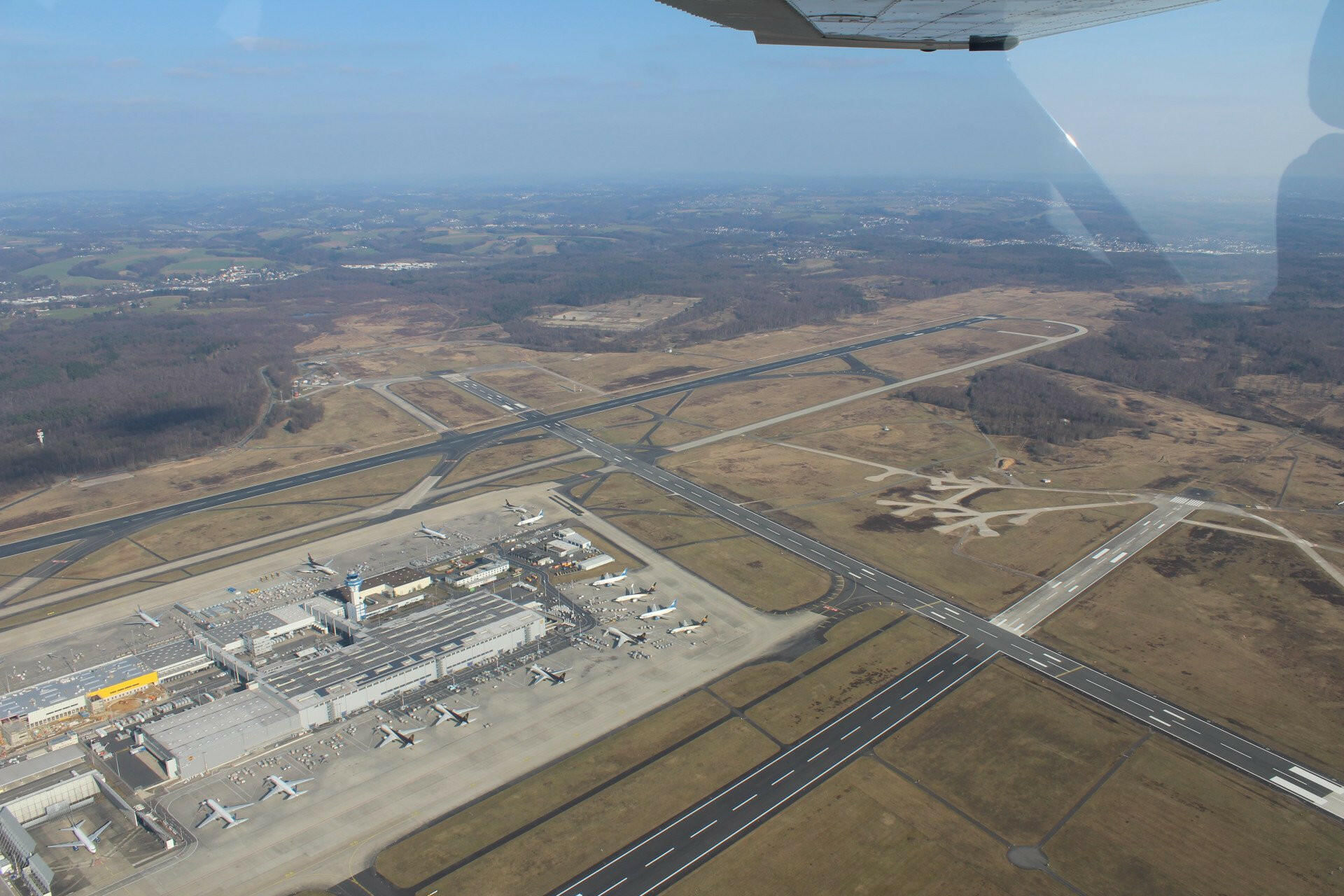 Rundflug: Kölner Dom und Bergisches Land