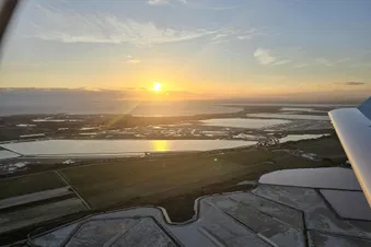 Balade Aérienne en Camargue : Entre Sables et Sels