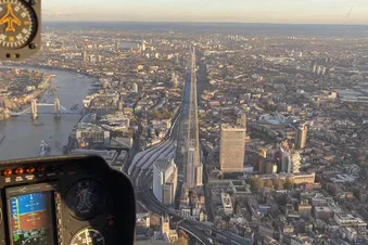 Discover London from above, fly along the Heli Routes