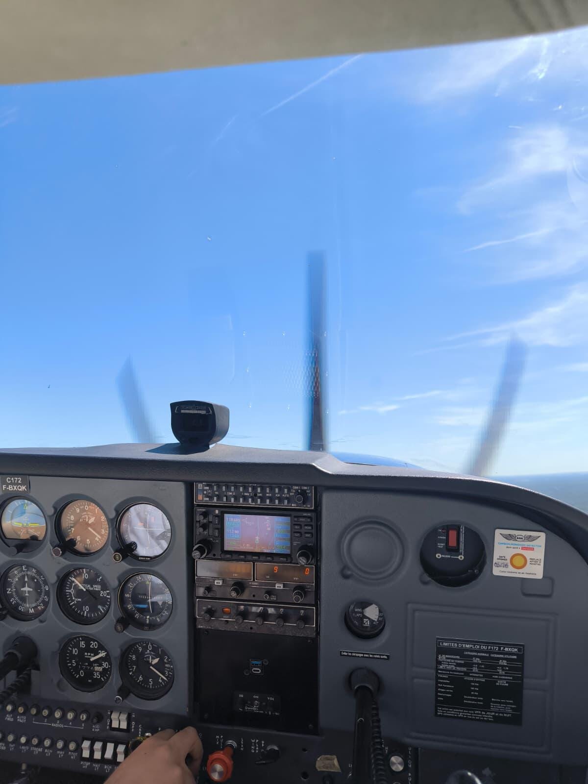 Vue cockpit du Cessna 172