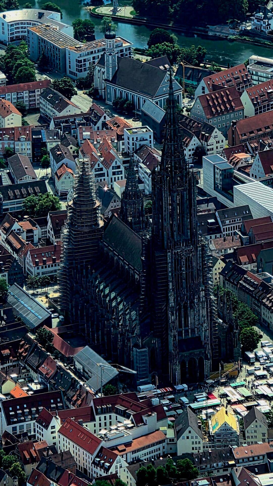 Über Ulm, um Ulm und um Ulm herum