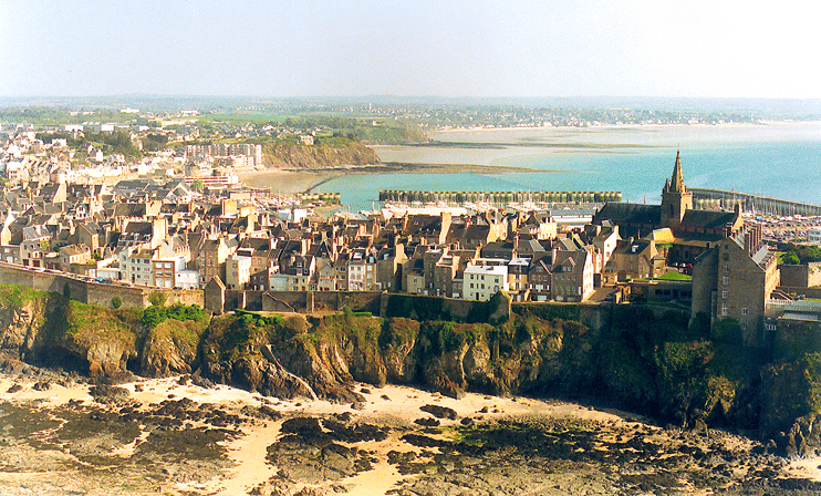 Du Mont Saint Michel à la Monaco du Nord : GRANVILLE