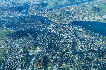 10 Seen und mehr als 100 Berggipfel!