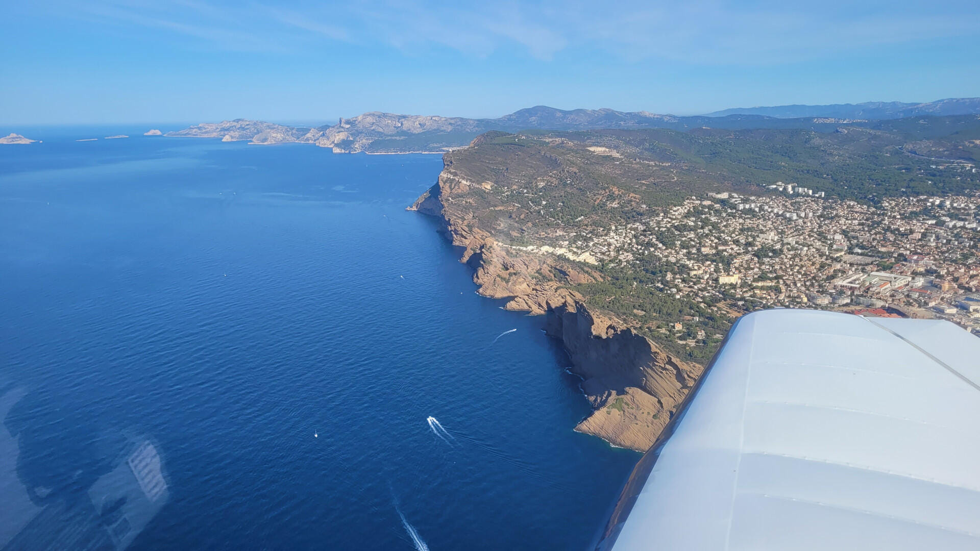 Les plus hautes falaises de France, entre La Ciotat et Cassis !