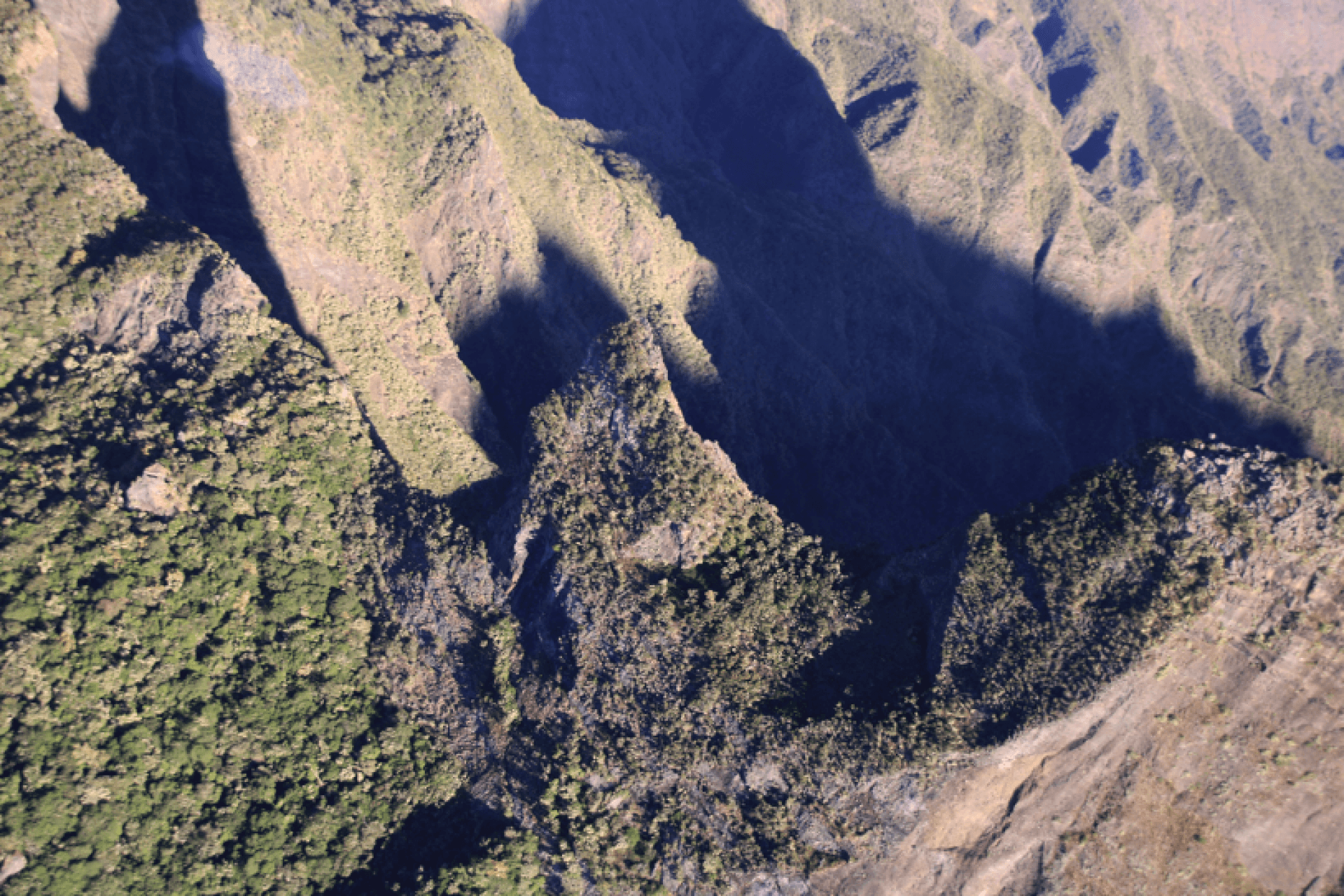 Découvrir l'essentiel de la Réunion en Hélicoptère