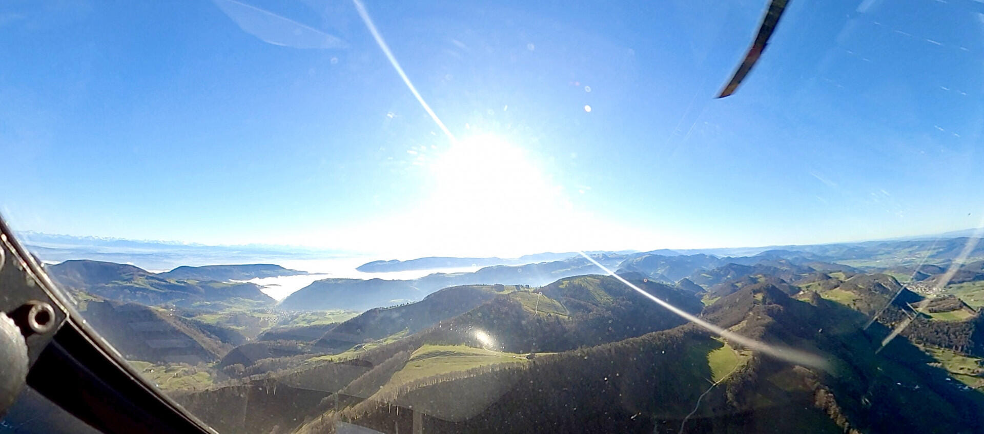 Großer Hubschrauberrundflug zum Schweizer Grand Canyon