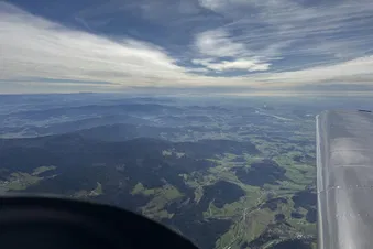 1 Stunde fliegen - Strecke nach Belieben