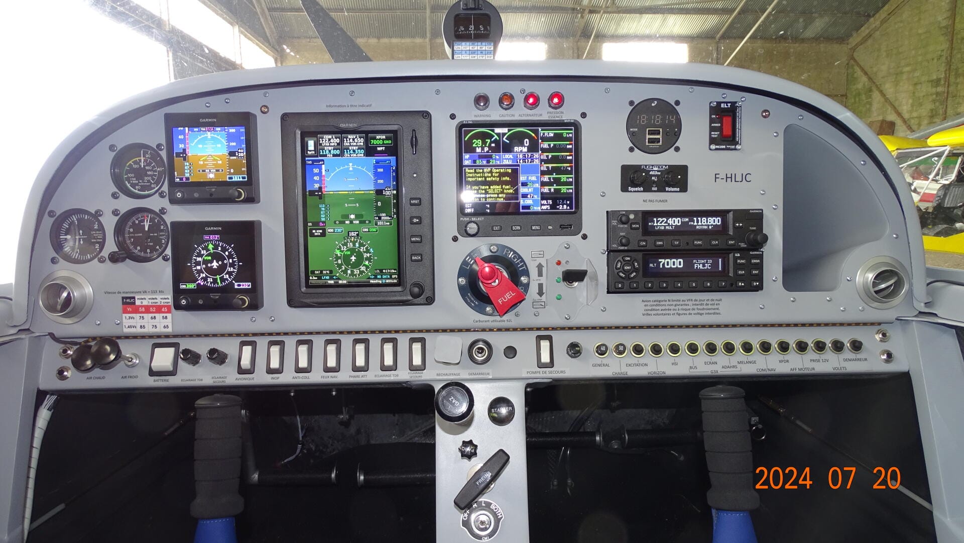 Vue du cockpit de notre APM 30 F-HLJC