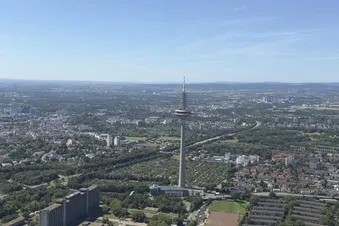 Der Europaturm oder auch "Ginnheimer Spargel"