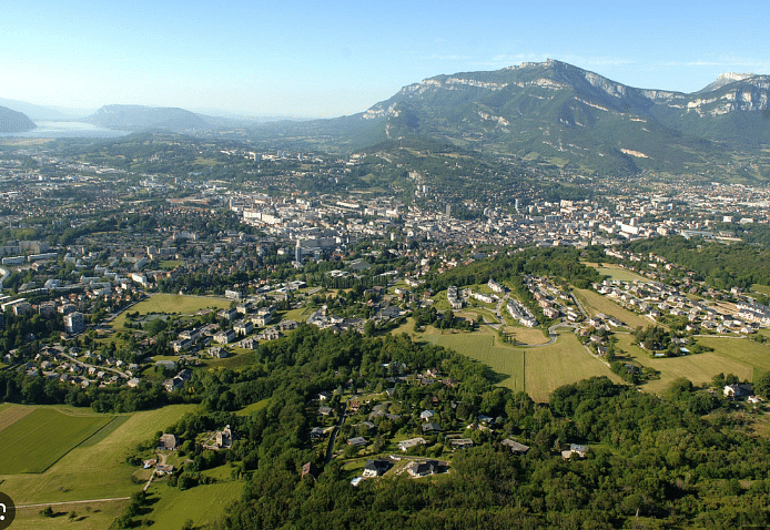 Excursion à Chambéry depuis Vichy (3 passagers max)