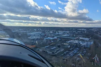 Speyer, Endanflug ueber Technikmuseum