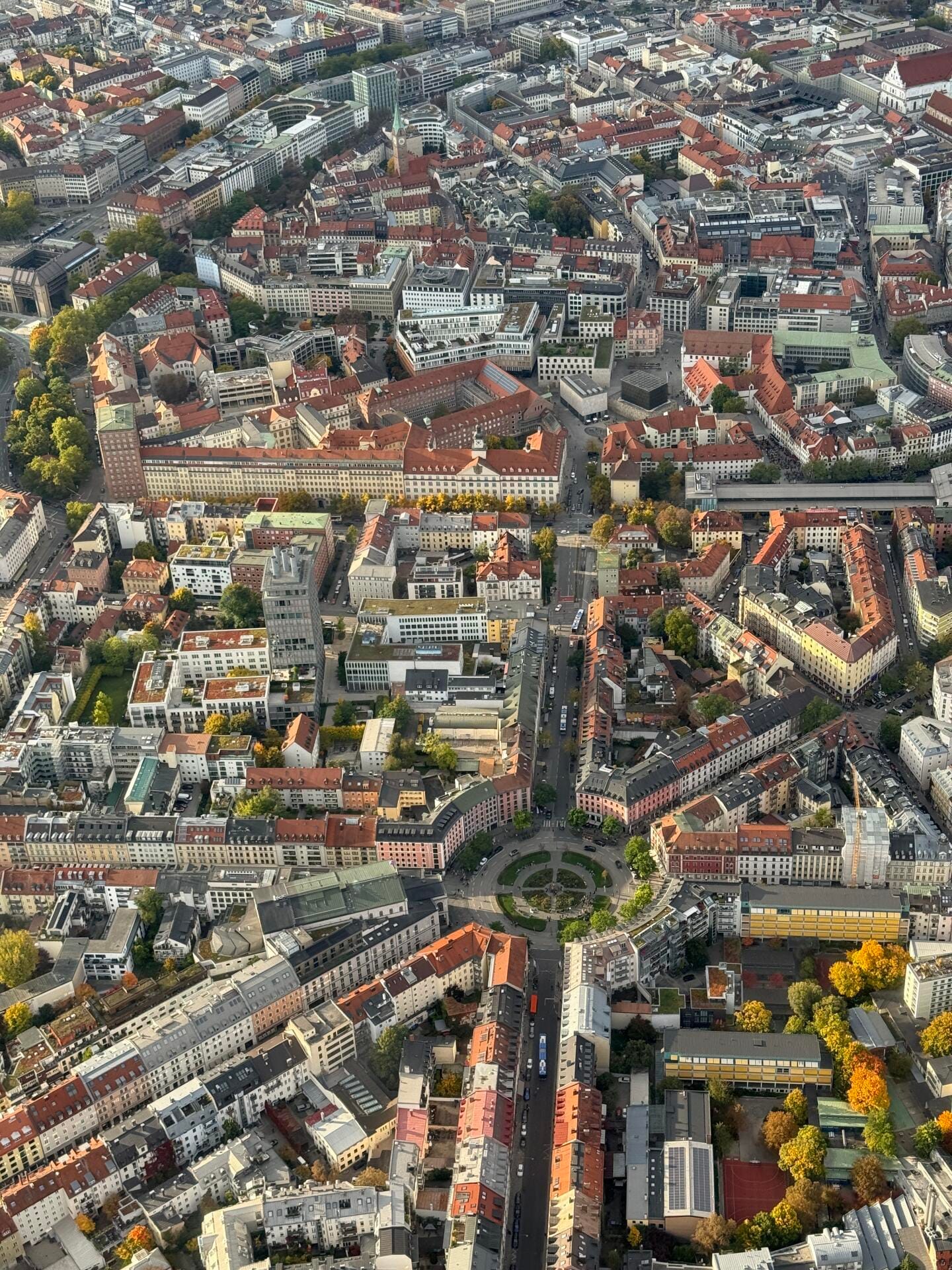 Großer München Rundflug inkl. Ammersee und Starnberger See