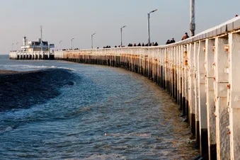 Excursion flight: Oostende-Brugge