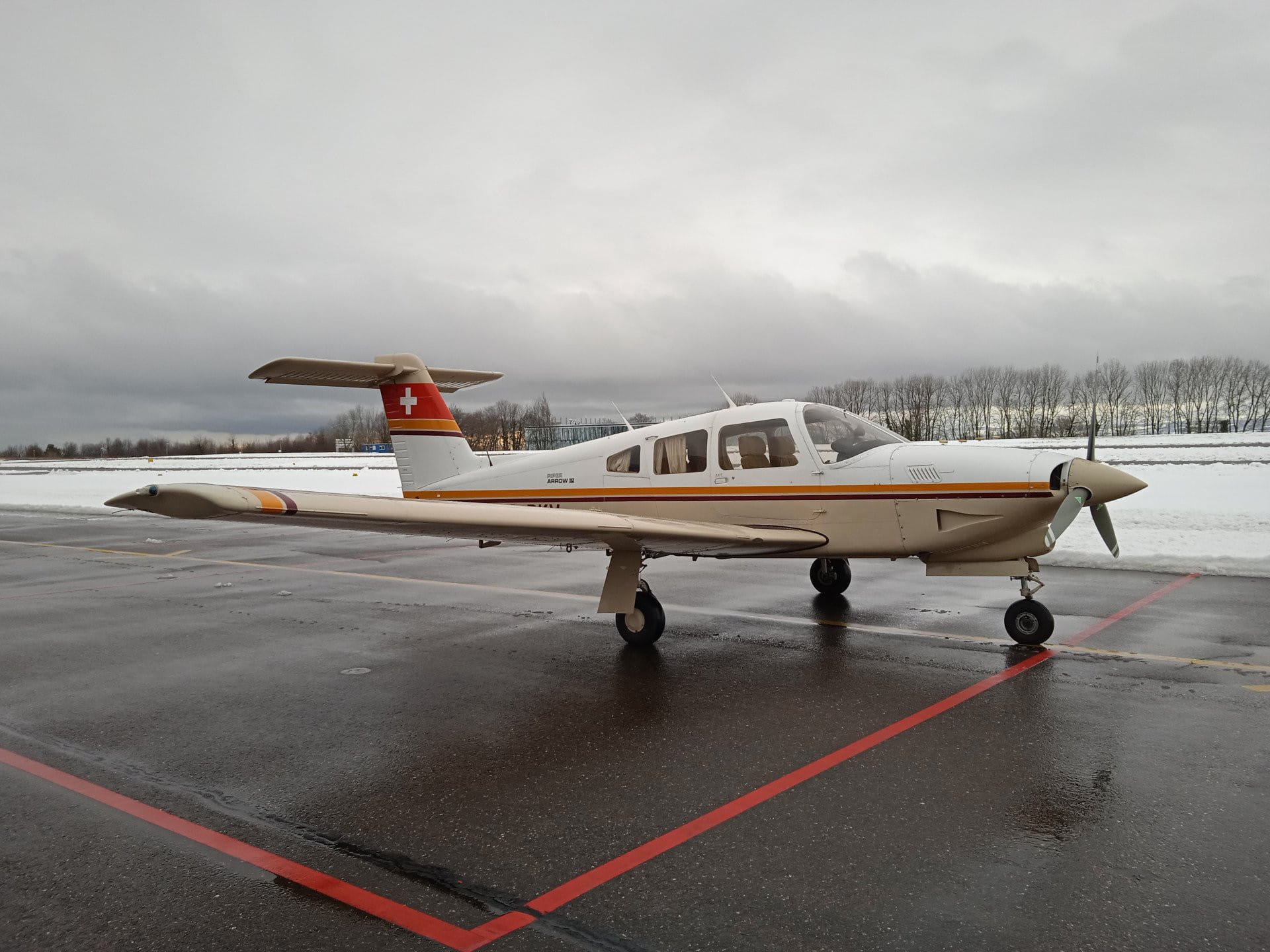 Piper PA28-201 Turbo Arrow IV