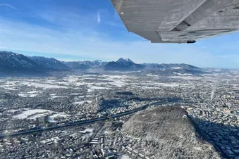 Rundflug ab Salzburg zu Deinem Wunschziel