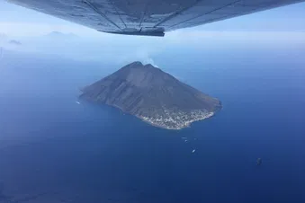 Tour Etna volcano and Taormina Greek Theatre