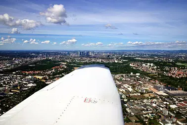 Rundflug über Frankfurt und den Rheingau (1h)