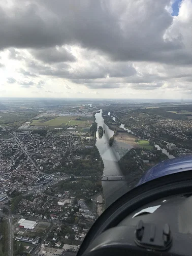 Visite aérienne de la Seine et des Yvelines - 180 HP