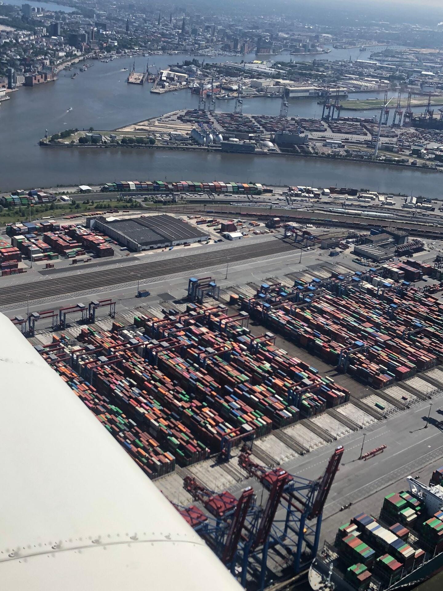 Individuelle Rundflüge über Hamburg und die Ostsee