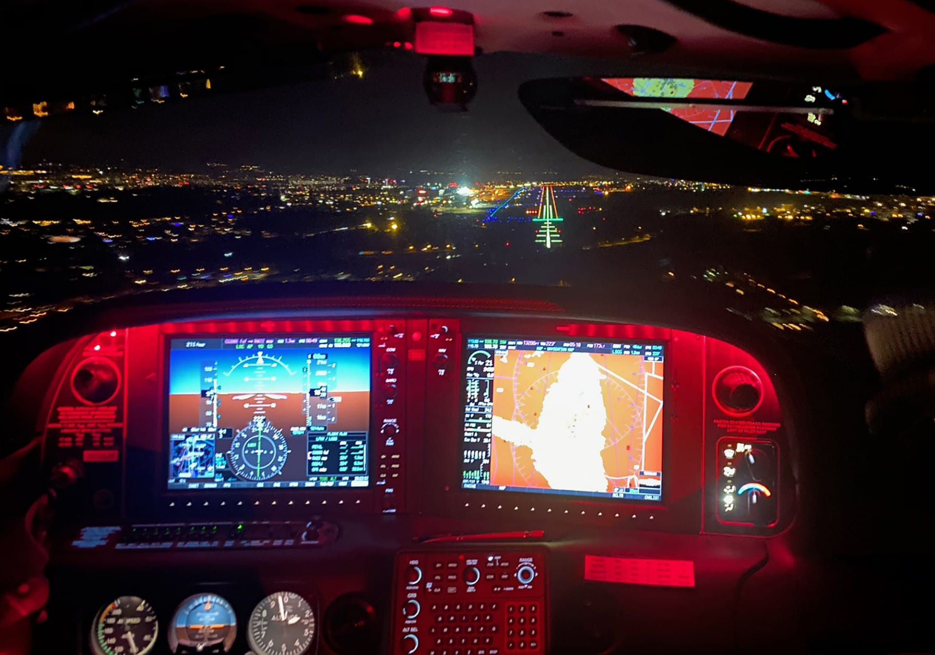 Arrivée sur Genève by night