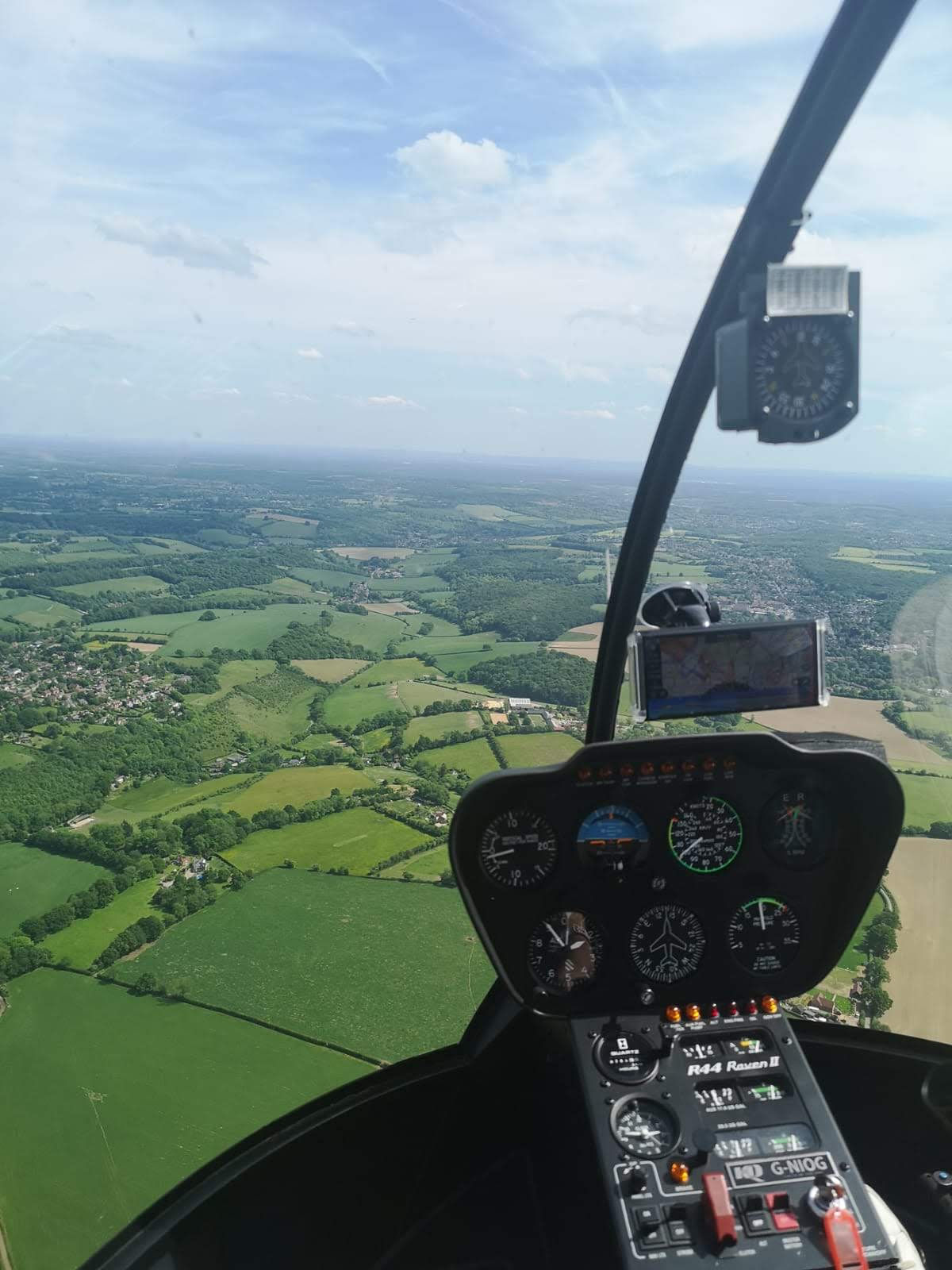 A 60 min Helicopter Flight Over The Chilterns
