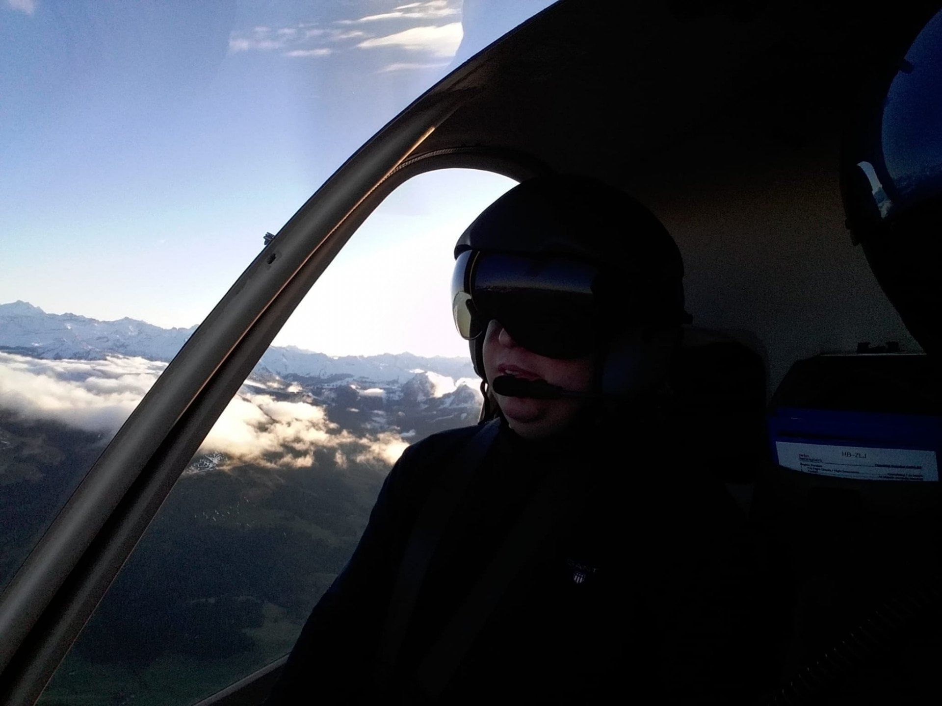 Rundflug eine Stunde mit dem Helikopter Colibri Guimbal G2