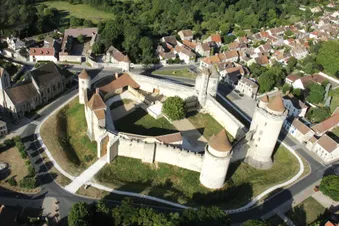 LES PLUS BEAUX CHATEAUX DE SEINE-ET-MARNE