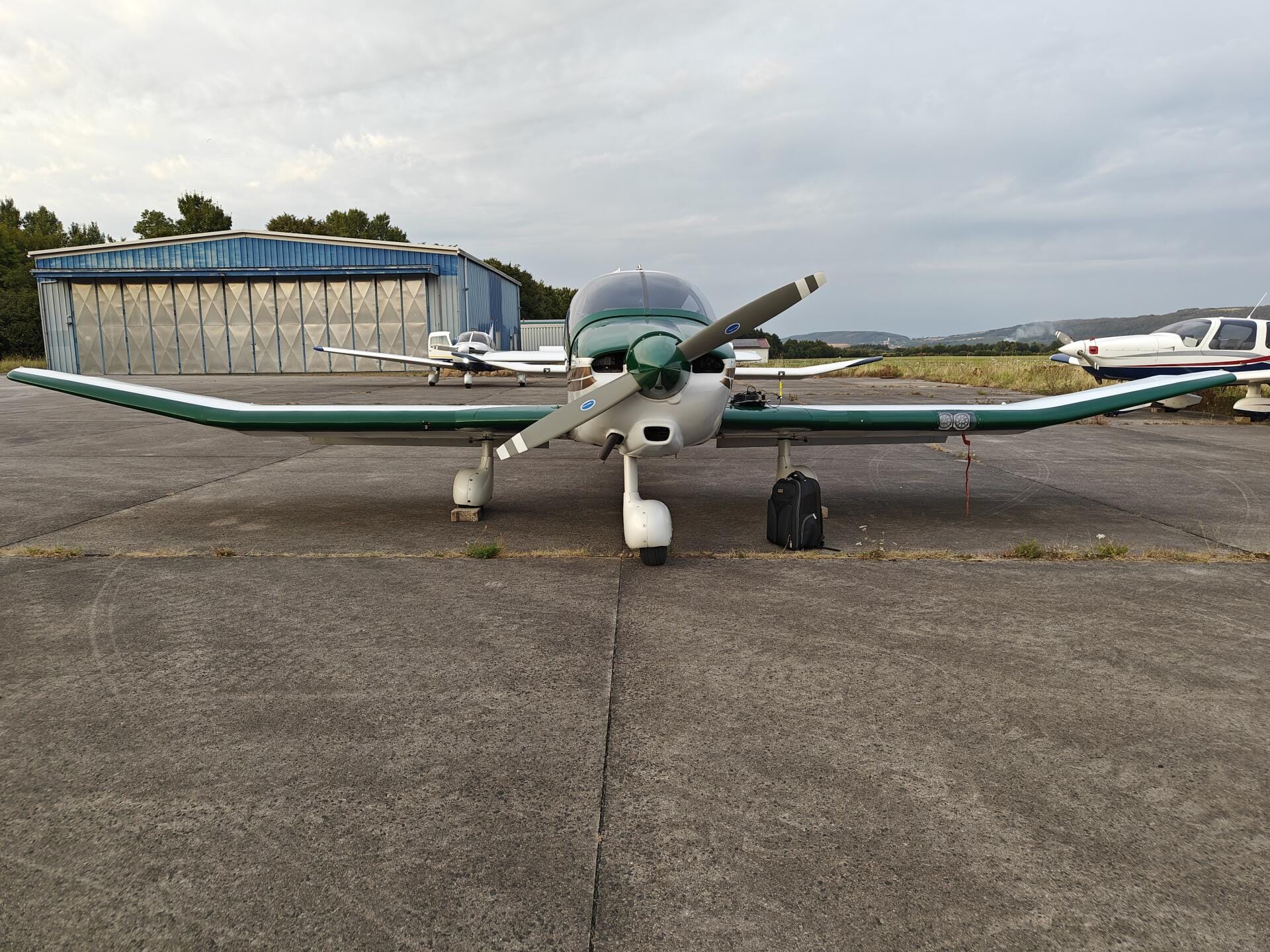 Robin DR400 - 180HP