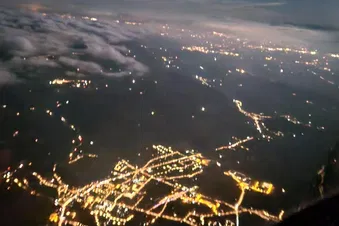 Vol de nuit autour de Valence