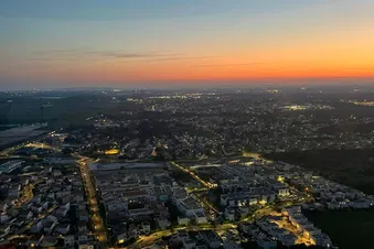 Coucher du soleil a bord d’un hélicoptère