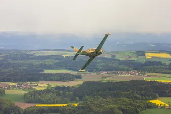 Acrobatic Flight * Ex. Lybian Airforce Marchetti F260WL