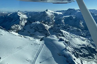 Bergwanderung über die Innerschweiz mit dem Flugzeug!