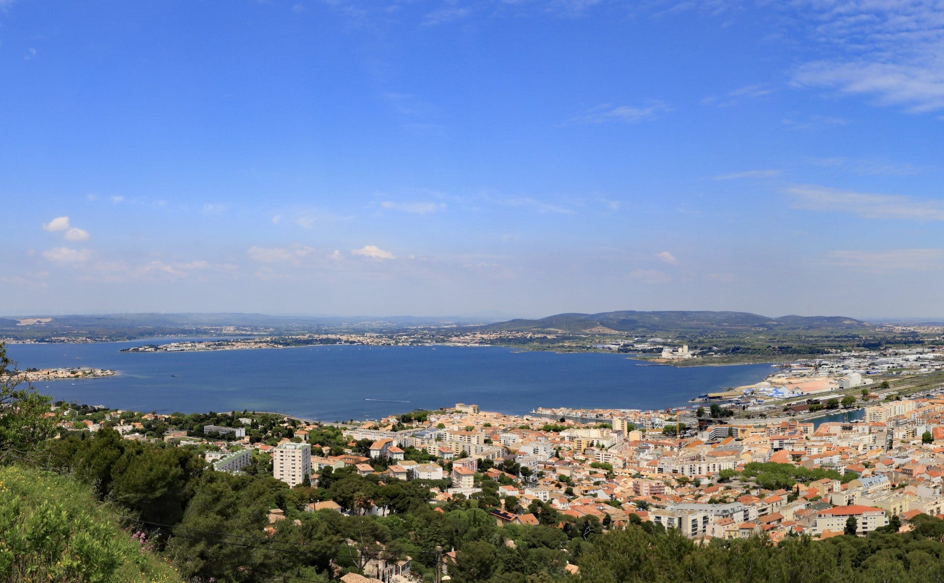 Sète et ses alentours en Hélicoptère - 40 min