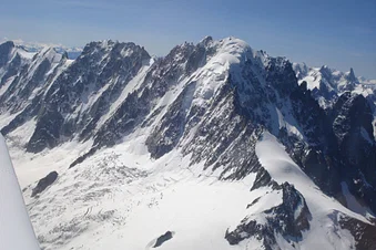 Vol au-dessus du Mont Blanc depuis Pontarlier