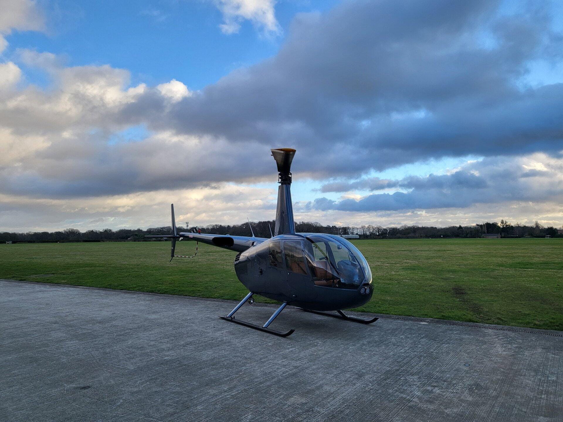Robinson R44