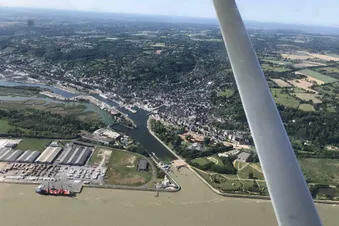 Survol de Honfleur lors du retour